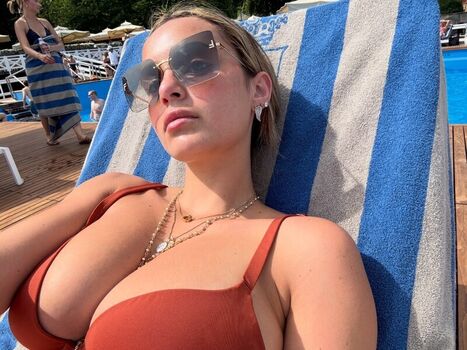 Sarabella harris page leaked private photo uncensored HD quality