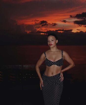 Sarah jeffery leaked private photo uncensored HD quality