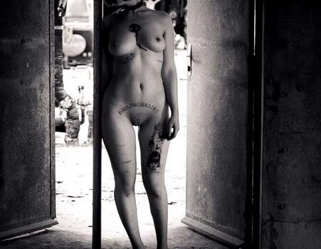 Sarahs mercier leaked private photo uncensored HD quality