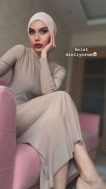 Sariikubraa  page leaked private photo uncensored HD quality