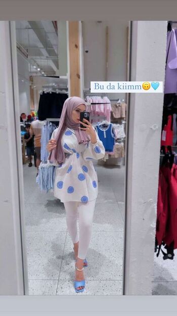 Sariikubraa  page leaked private photo uncensored HD quality