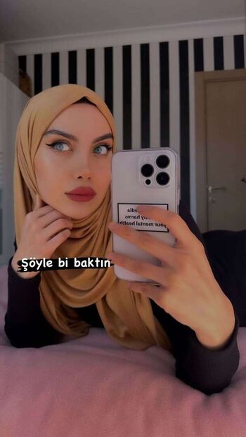 Sariikubraa  page leaked private photo uncensored HD quality