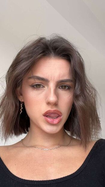 Savannah demers leaked private photo uncensored HD quality