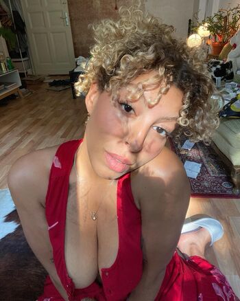 Secretreelsofbambi leaked private photo uncensored HD quality