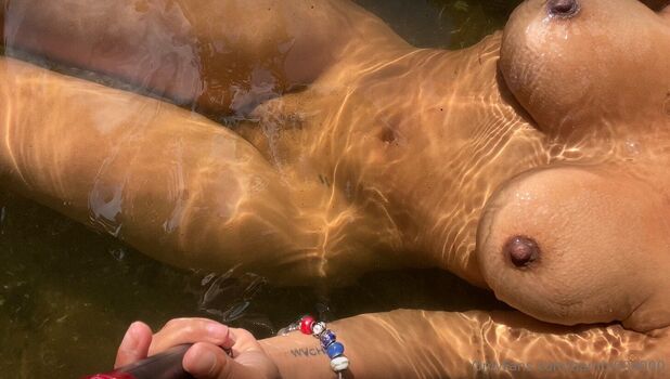 Secretreelsofbambi leaked private photo uncensored HD quality