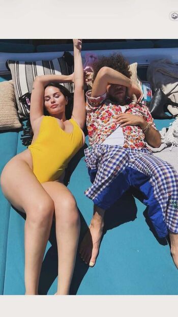 Selena gomez  page leaked private photo uncensored HD quality