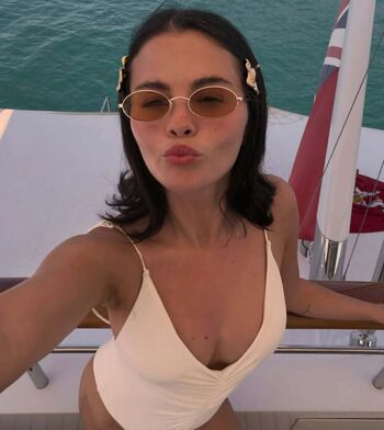 Selena gomez  page leaked private photo uncensored HD quality