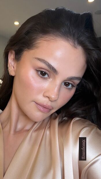 Selena gomez leaked private photo uncensored HD quality