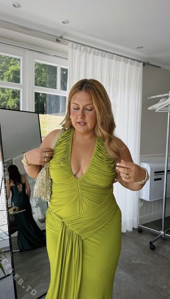 Selfiesandra leaked private photo uncensored HD quality