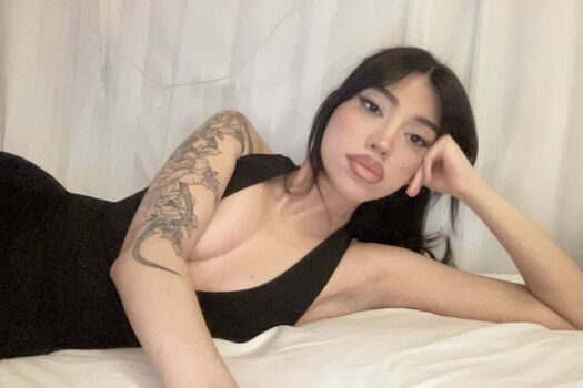 Shefoekeeps leaked private photo uncensored HD quality