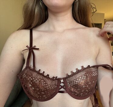 Show your girlfriend page leaked private photo uncensored HD quality