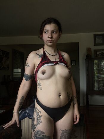 Show your girlfriend page leaked private photo uncensored HD quality