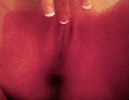 Show your girlfriend page leaked private photo uncensored HD quality