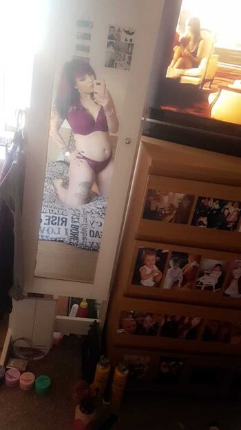 Show your girlfriend page leaked private photo uncensored HD quality