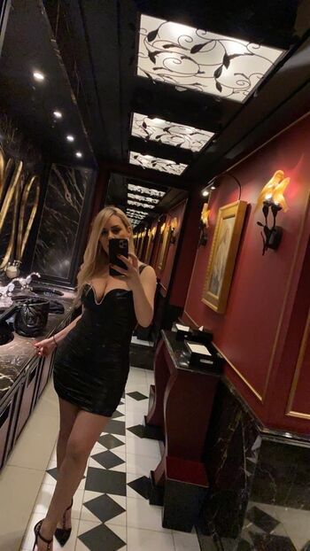 Show your girlfriend page leaked private photo uncensored HD quality