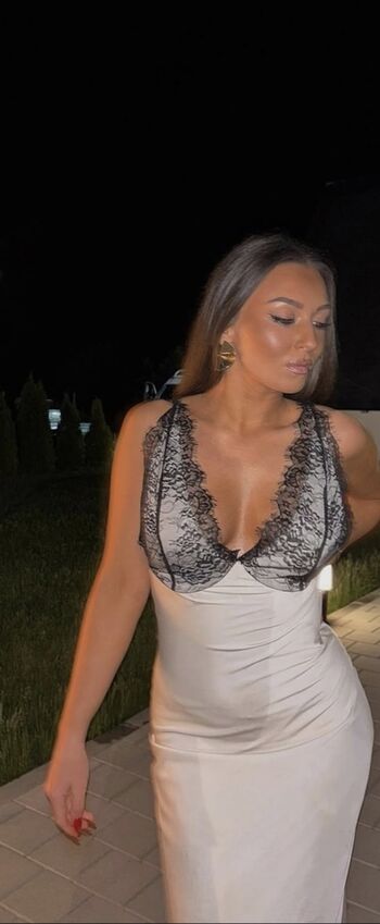Show your girlfriend page leaked private photo uncensored HD quality