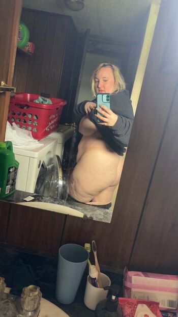 Show your girlfriend page leaked private photo uncensored HD quality