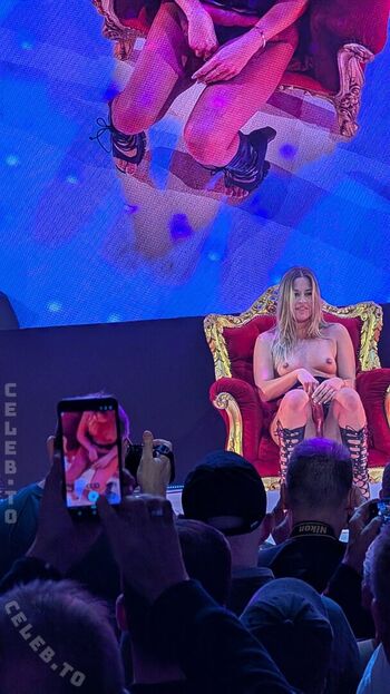 Silvia dellai leaked private photo uncensored HD quality