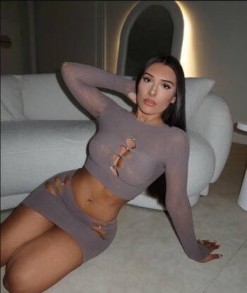 Siobhan awad leaked private photo uncensored HD quality