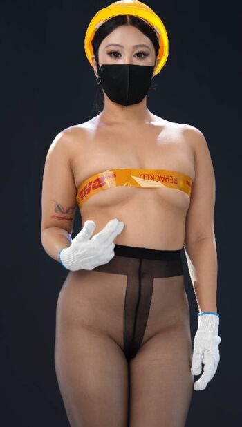 Slutty asian dancers page leaked private photo uncensored HD quality