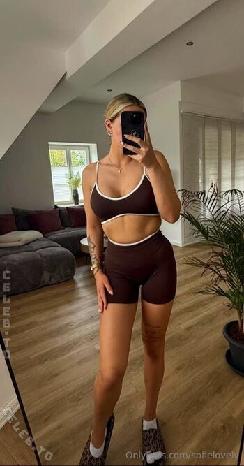 Sofielovely leaked private photo uncensored HD quality