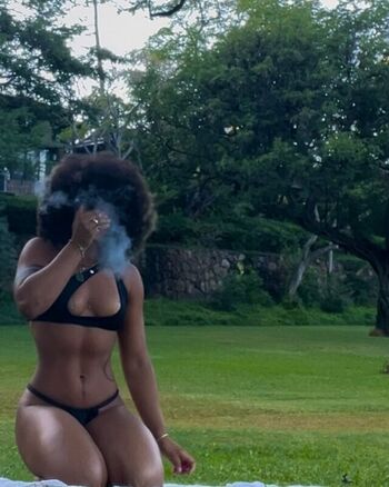 Soleyfaye page leaked private photo uncensored HD quality