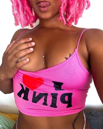 Soleyfaye leaked private photo uncensored HD quality