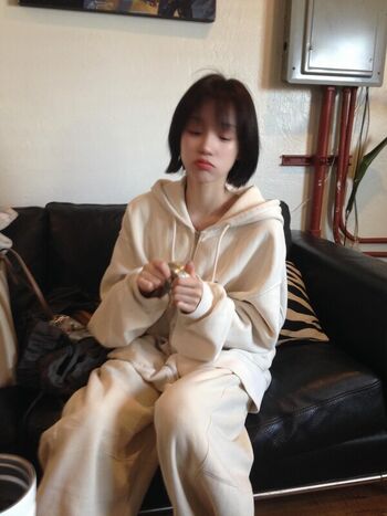 Song yuqi page leaked private photo uncensored HD quality