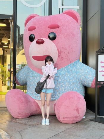 Song yuqi page leaked private photo uncensored HD quality