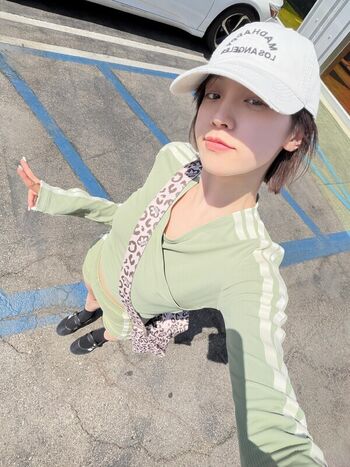 Song yuqi page leaked private photo uncensored HD quality