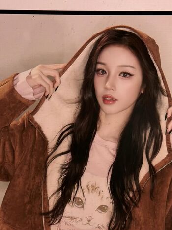 Song yuqi page leaked private photo uncensored HD quality