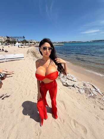 Soniaalxis page leaked private photo uncensored HD quality
