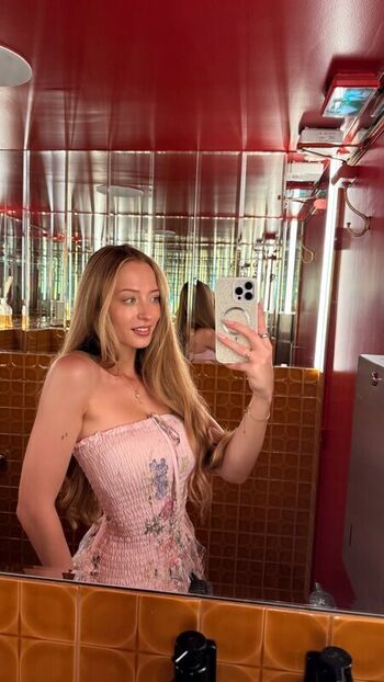 Sophia diamond  page leaked private photo uncensored HD quality