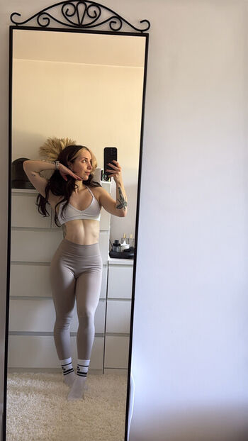 Sophie burrell page leaked private photo uncensored HD quality