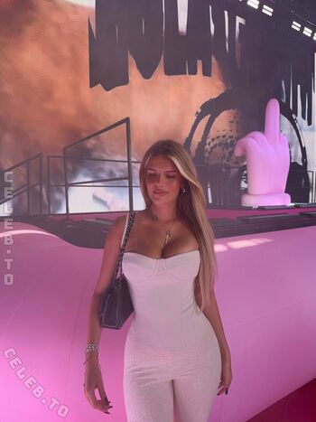 Sophie schnur leaked private photo uncensored HD quality