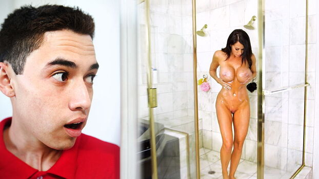 Spy shower leaked private photo uncensored HD quality