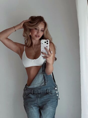 Sterre meijer  page leaked private photo uncensored HD quality