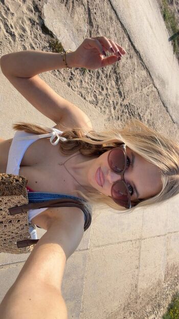 Sterre meijer  page leaked private photo uncensored HD quality