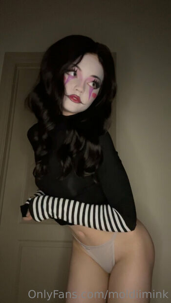 Strawbeariemilkk leaked private photo uncensored HD quality
