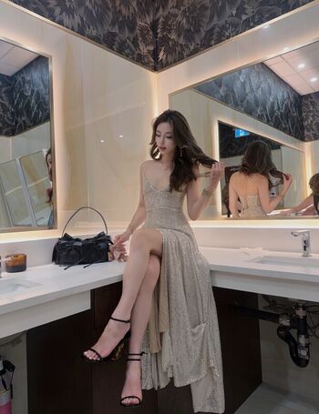 Susansunn leaked private photo uncensored HD quality