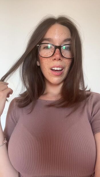 Tania bann  page leaked private photo uncensored HD quality