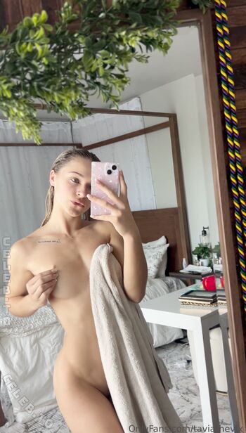 Taviathevix  page leaked private photo uncensored HD quality