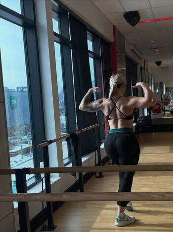 Taylor flewin leaked private photo uncensored HD quality