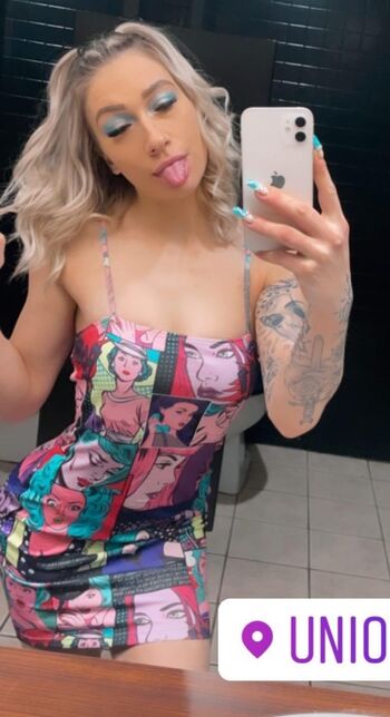 Taylor flewin leaked private photo uncensored HD quality