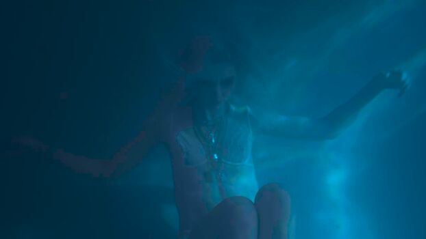 Taylor momsen  page leaked private photo uncensored HD quality