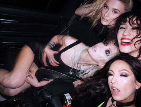 Taylor momsen  page leaked private photo uncensored HD quality