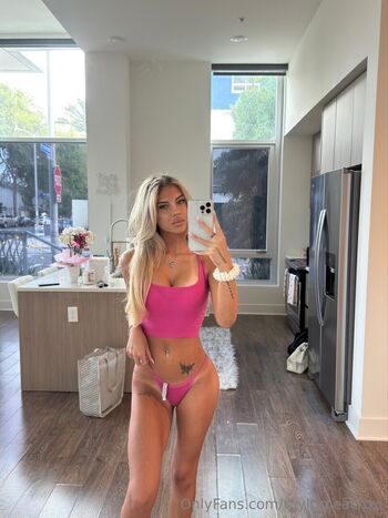 Taylor peach xo leaked private photo uncensored HD quality
