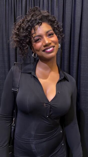 Taylor rooks page leaked private photo uncensored HD quality