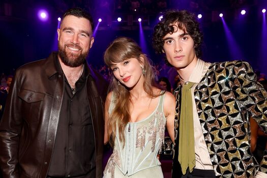 Taylor swift  page leaked private photo uncensored HD quality