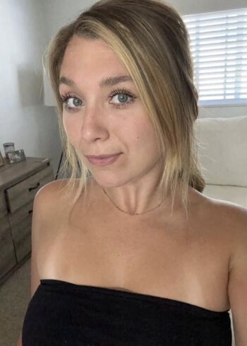 Tayloraoude leaked private photo uncensored HD quality